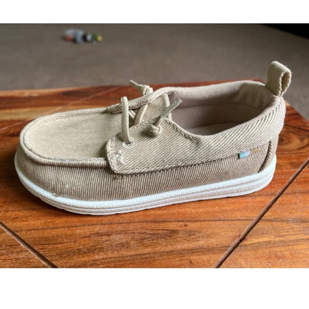 Cat & Jack Kids Tan Canvas Slip On Boat Shoes Moc Toe Loafers Size 10 NEW